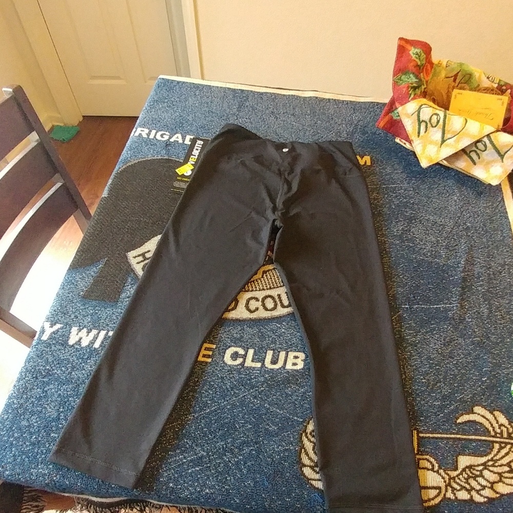 Velocity exercising pants